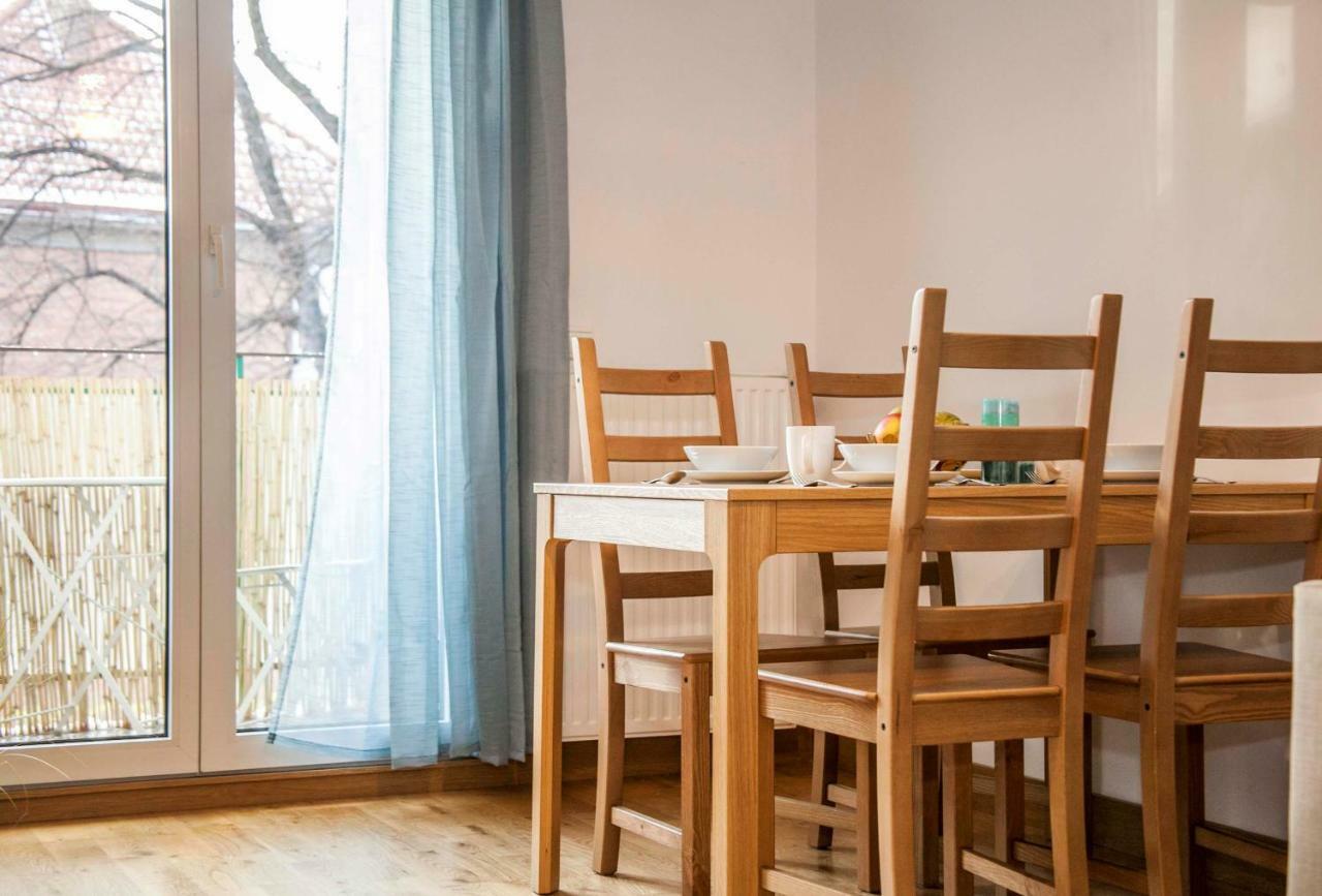 5 Stajenna Lägenhet Gdańsk Exteriör bild