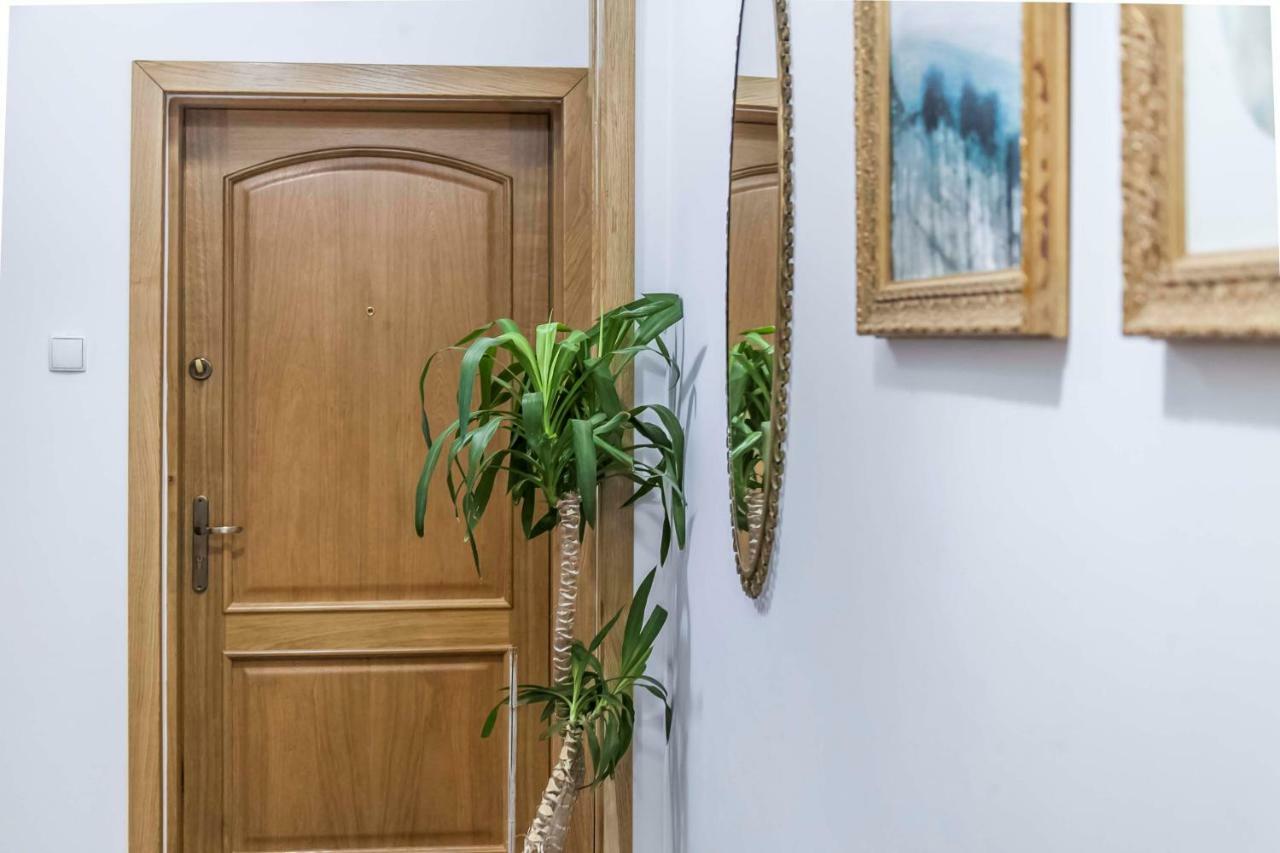 5 Stajenna Lägenhet Gdańsk Exteriör bild